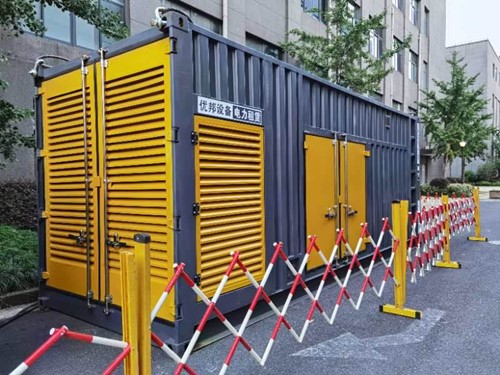 秀山温度对电压测量结果的影响是否存在理论计算公式？